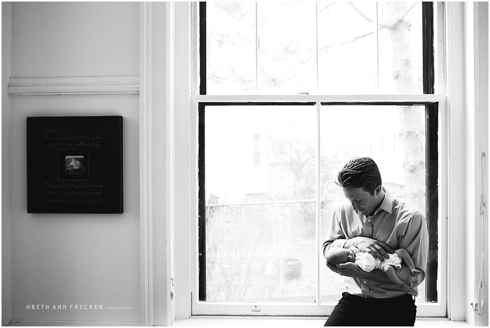 dad holidng baby boston newborn lifestyle photographer