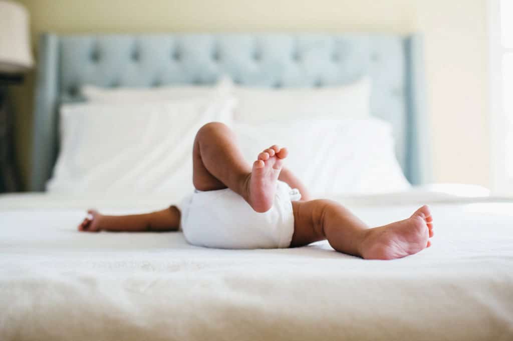 North Shore newborn photographer baby's toes