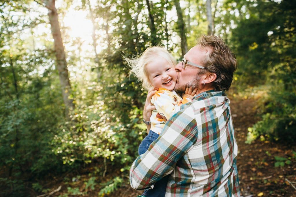 dad kissing daughter South Shore Family photographer